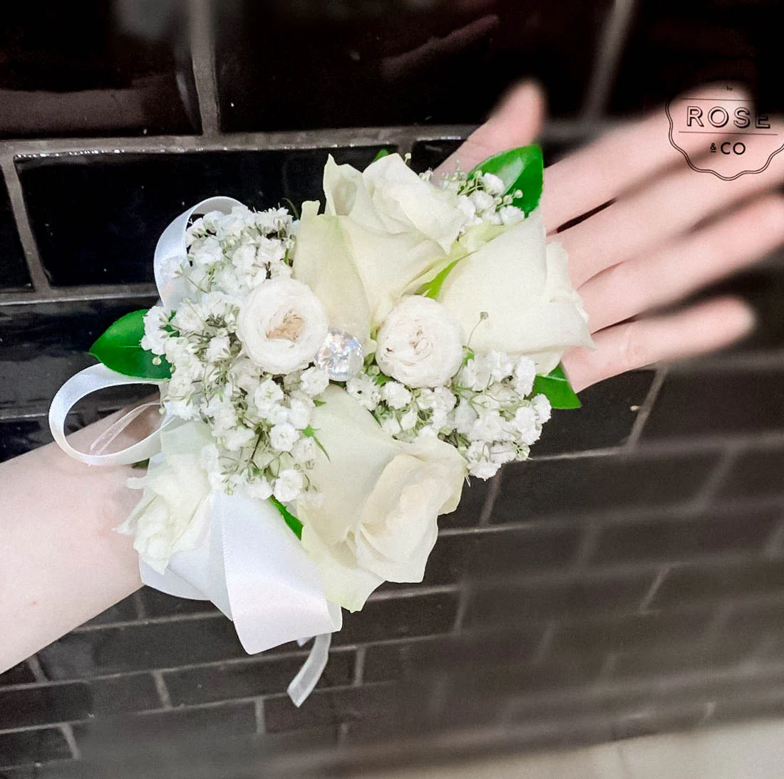 Corsage - Image 5