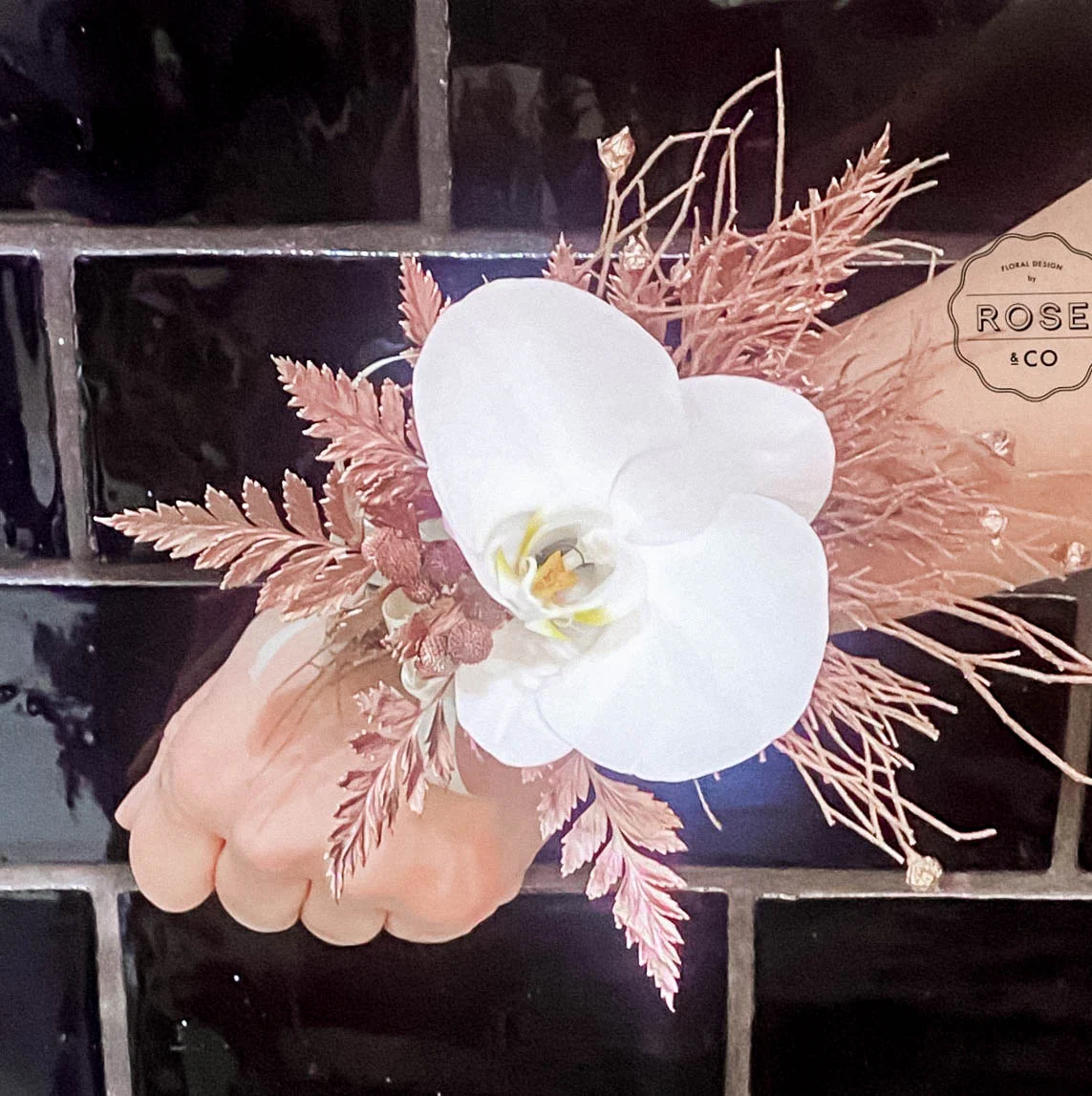 Corsage - Image 6