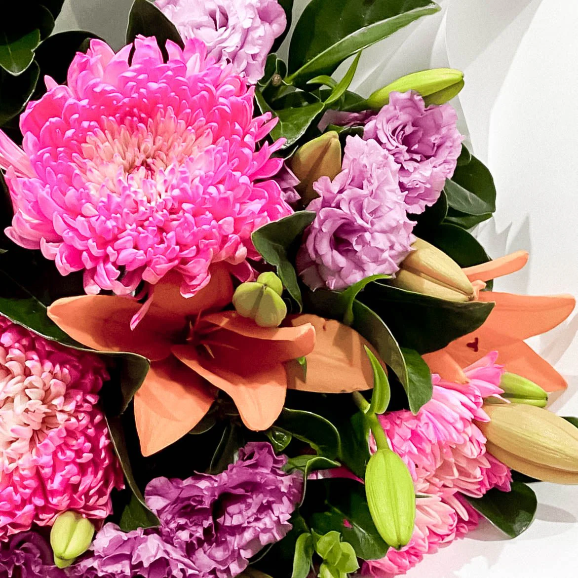 Seasonal Posy - Image 4