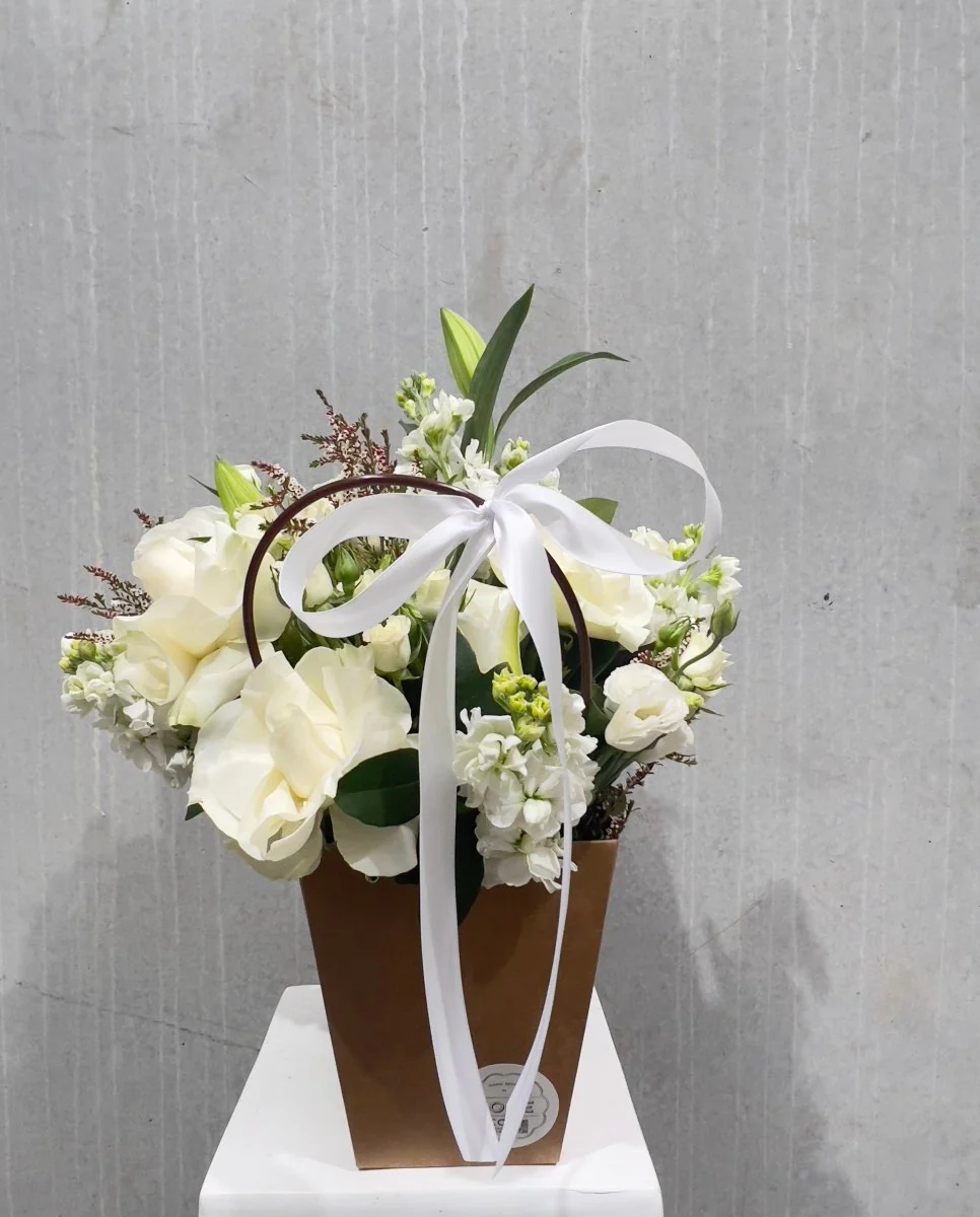 Snow-White Handbag - Image 3